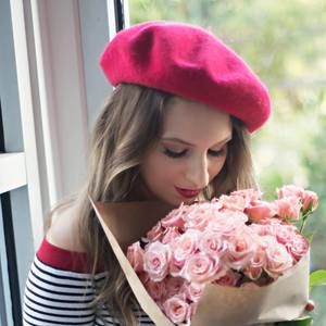 Meet your Posher, Christina